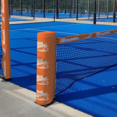 Schutzpfosten für Padelplatz Netz