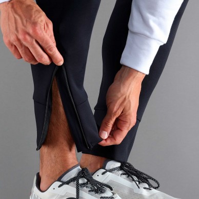 Endless Beyond schwarze Hose