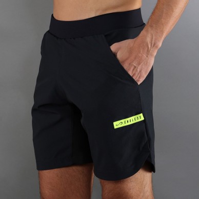 Short Endless Swift schwarz gelb